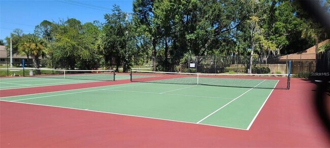 Building Photo - 22 Oxford Ln