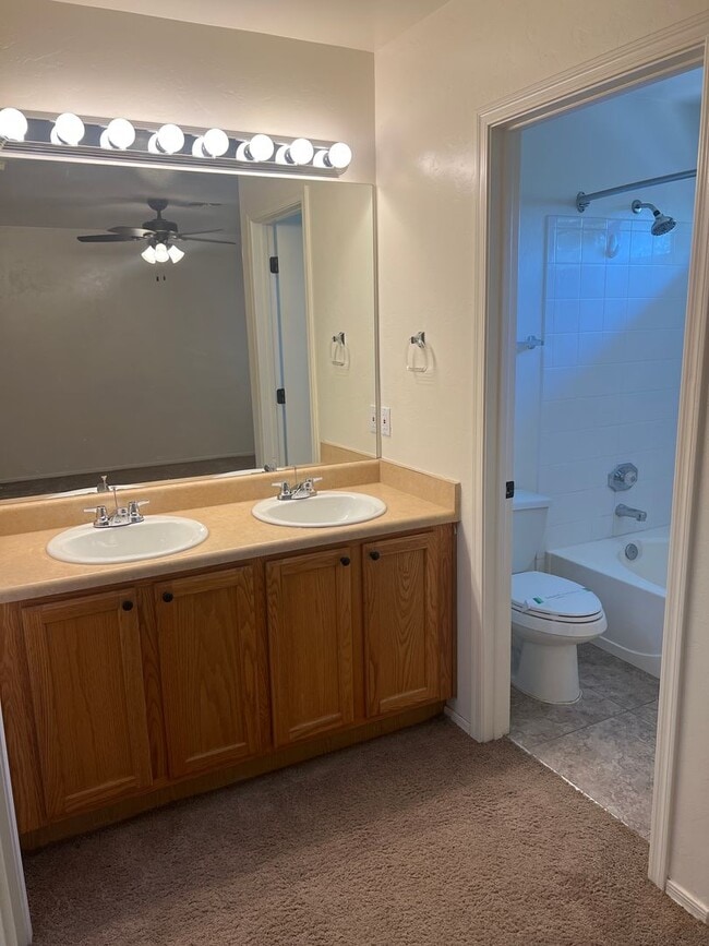 Building Photo - $500 off move in costs with move in by 5/1...