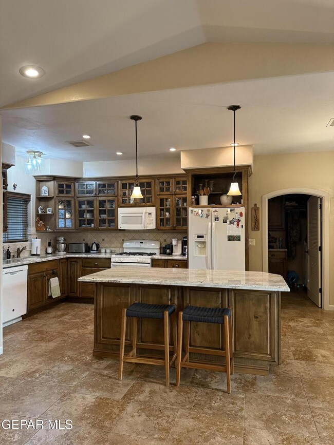 Building Photo - 5936 Anapaula Dr