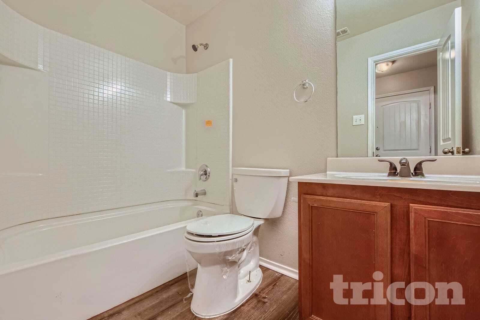 Building Photo - 208 Silver Spur Dr