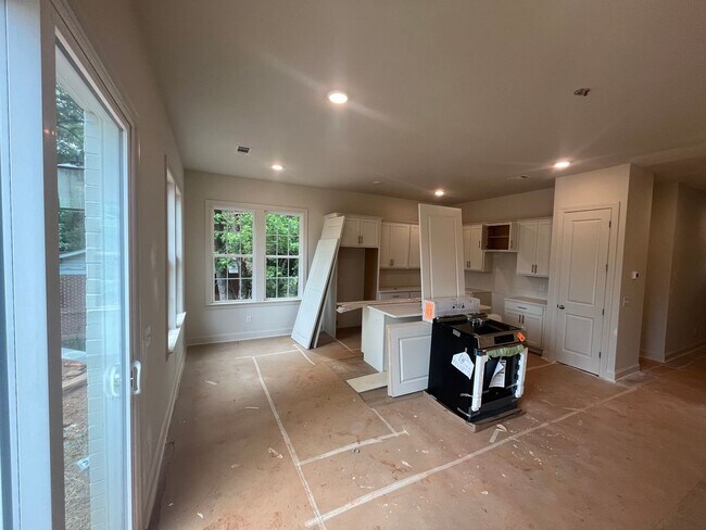 Building Photo - Glenwood Townhomes #101