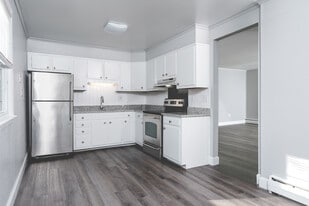 Interior Photo - Hammonton Gardens
