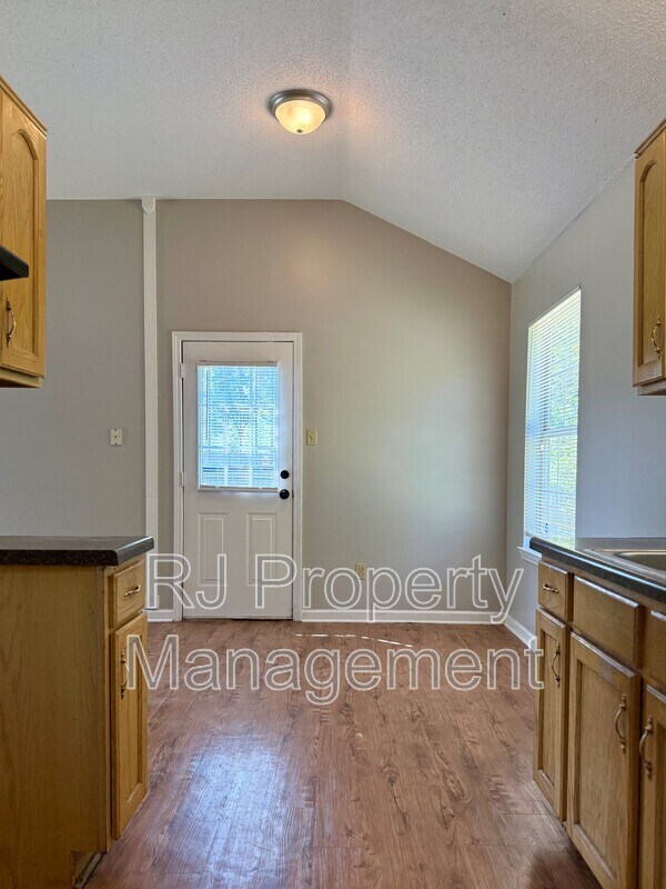 Building Photo - 4369 Pecan Creek Cir S