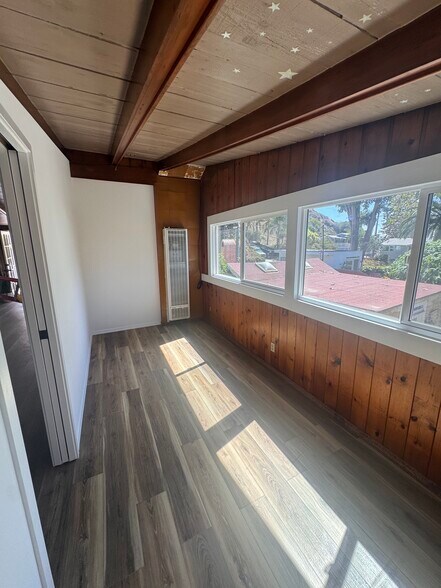 Building Photo - 3927 Las Flores Canyon Rd
