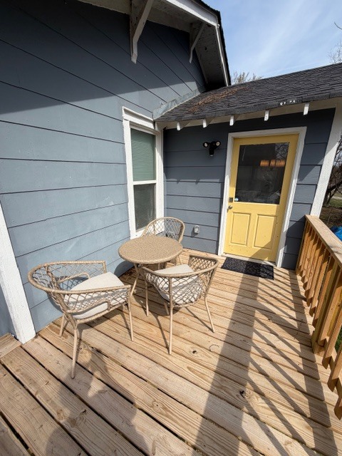 Building Photo - 1110 E Limestone St