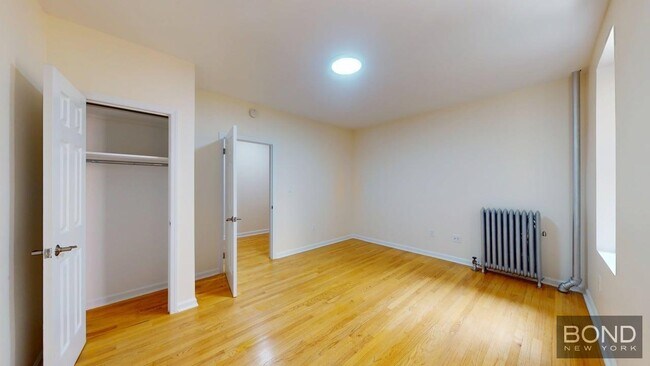 Building Photo - 605 W 170th St