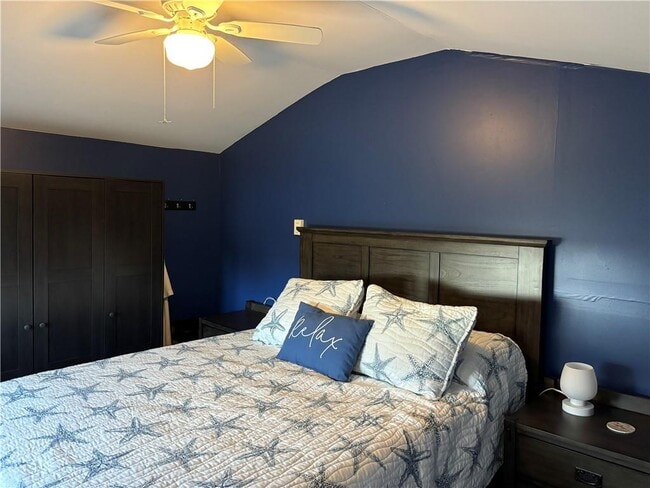 Building Photo - 271 Great Island Rd