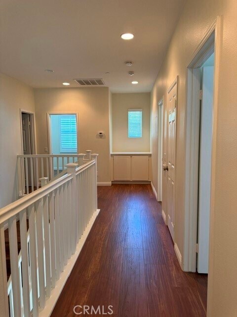 Building Photo - 1133 Shady Creek Dr
