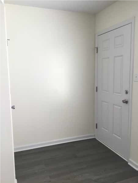 Building Photo - SM106