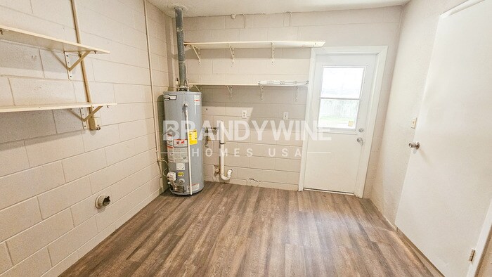 Building Photo - 121 Melanie Ln