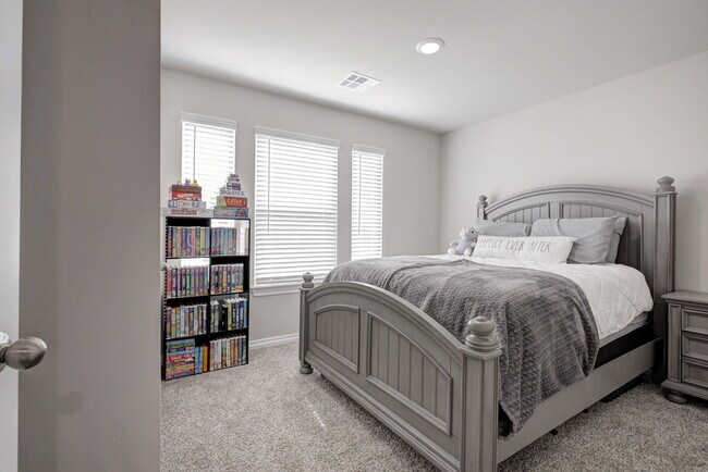Building Photo - 14705 Travertine Fls Ln