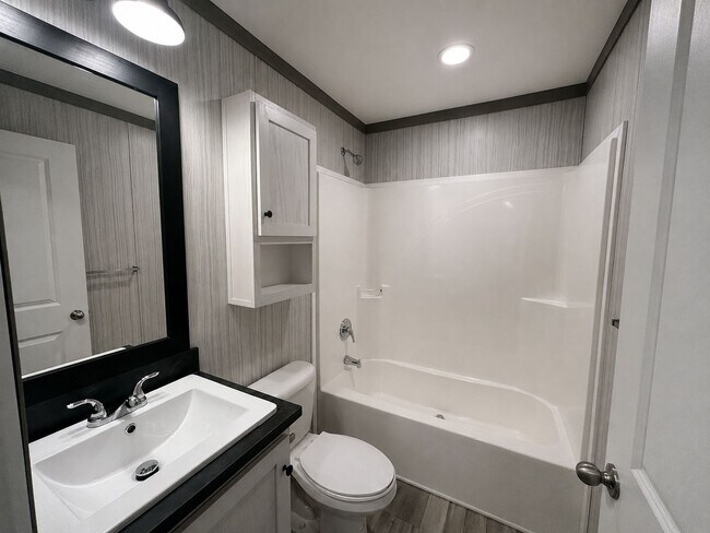 Building Photo - 128 Texas
