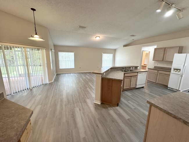 Building Photo - 9 Rybell Pl