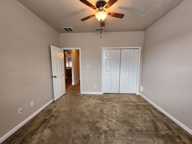 Building Photo - 3/2 townhome available for rent August 6, 2026, renting for $1795 per month, privacy fenced back ...
