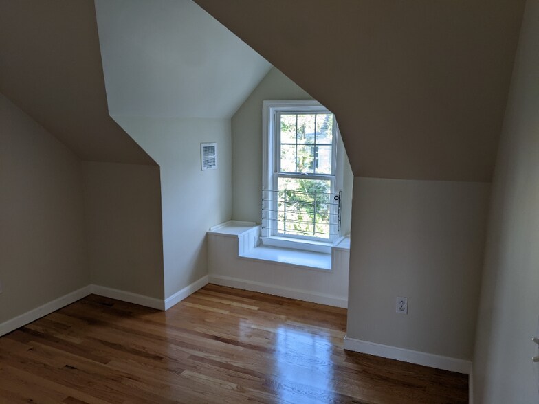Building Photo - 57 Wachusett St