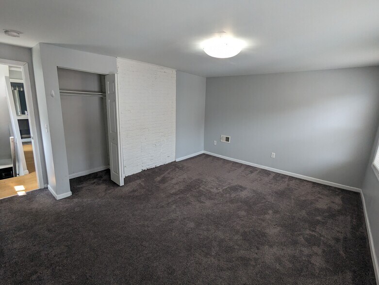 Bedroom 1 - 1824 Fox Way