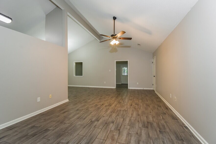 Building Photo - 7189 Atterbury Cir W