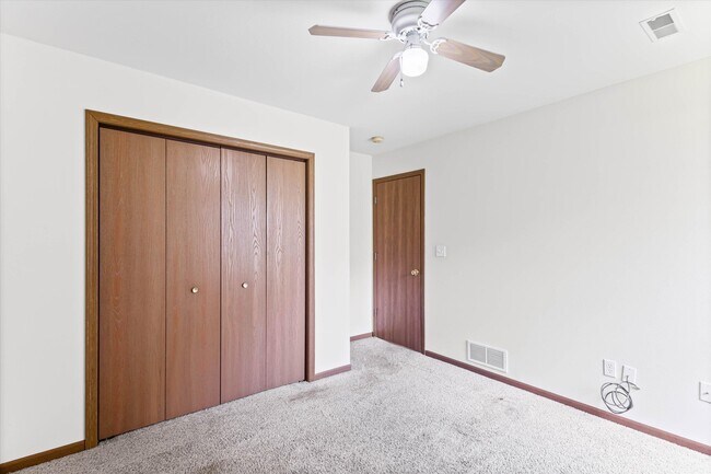 Building Photo - 3708 Panther Dr