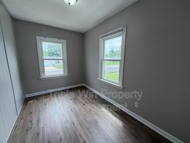 Building Photo - 1145 Patterson Rd