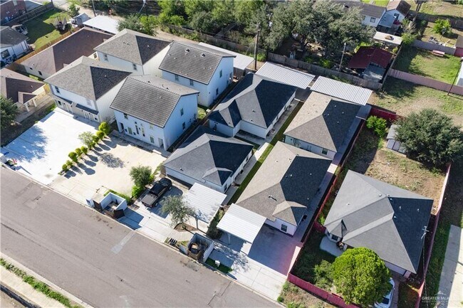 Building Photo - 22 W Chavez St