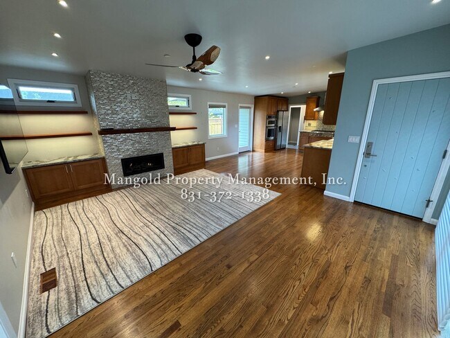 Building Photo - Stylish 2-Bed, 2-Bath Corner Lot Home with Modern Design and Spacious Outdoor Areas