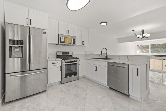 Building Photo - 22259 Erwin St