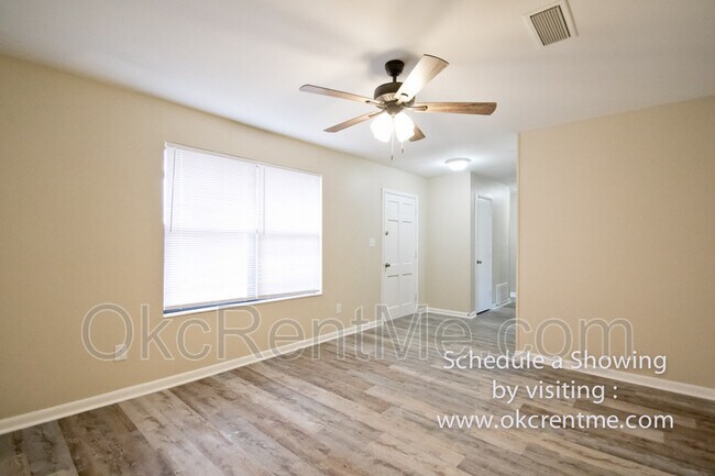 Building Photo - 1100 Belair Rd