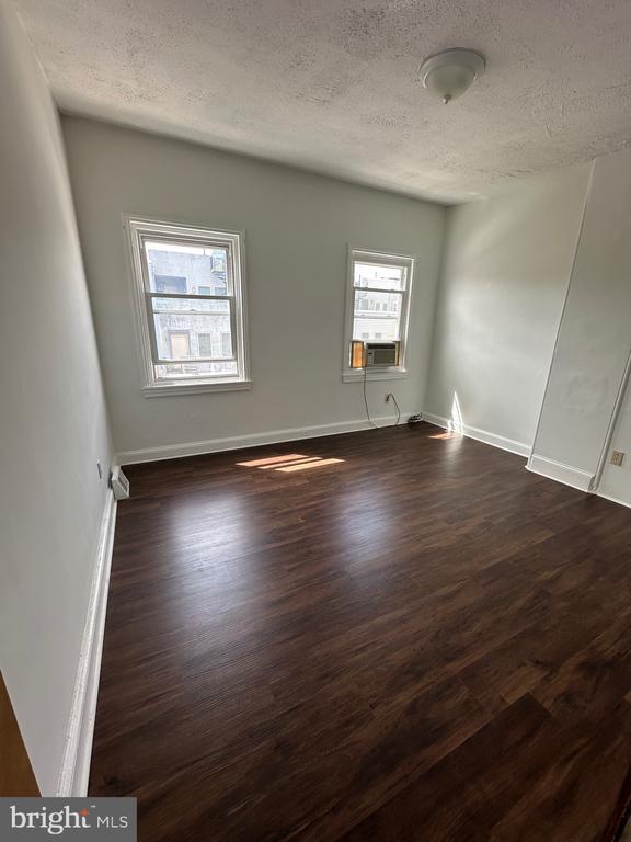 Building Photo - 1621 Olive St