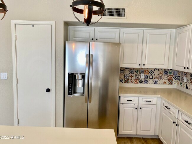 Building Photo - 3551 S Larkspur Way