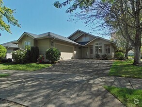 Building Photo - 3 Bedroom House ~ Close to Downtown ~ 55+ ...