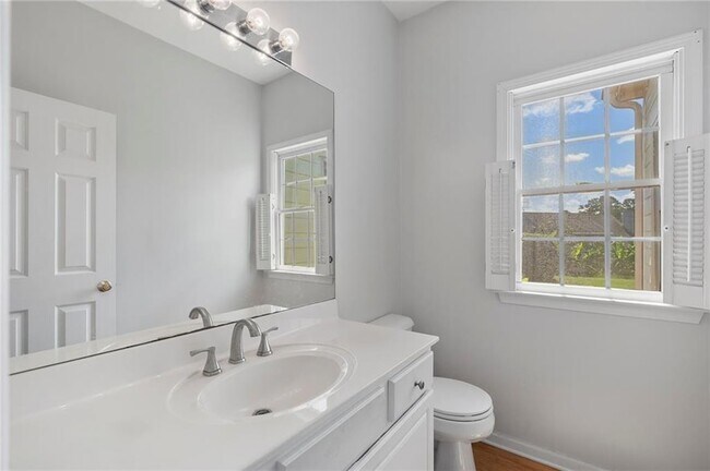 Building Photo - 7810 Brookwood Way