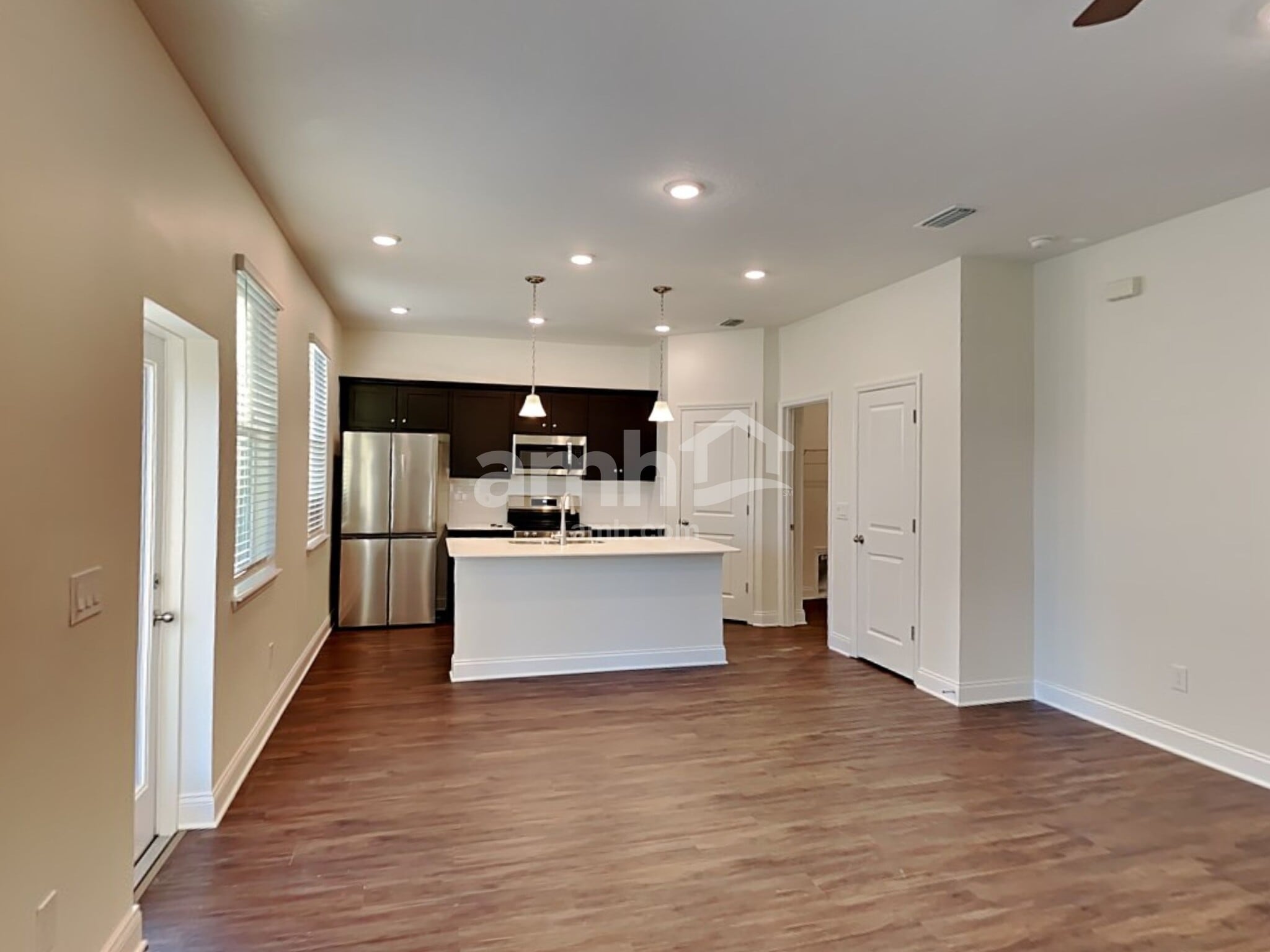 Building Photo - 2764 Sunrise Ct