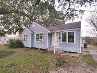 Building Photo - 203 Beatrice