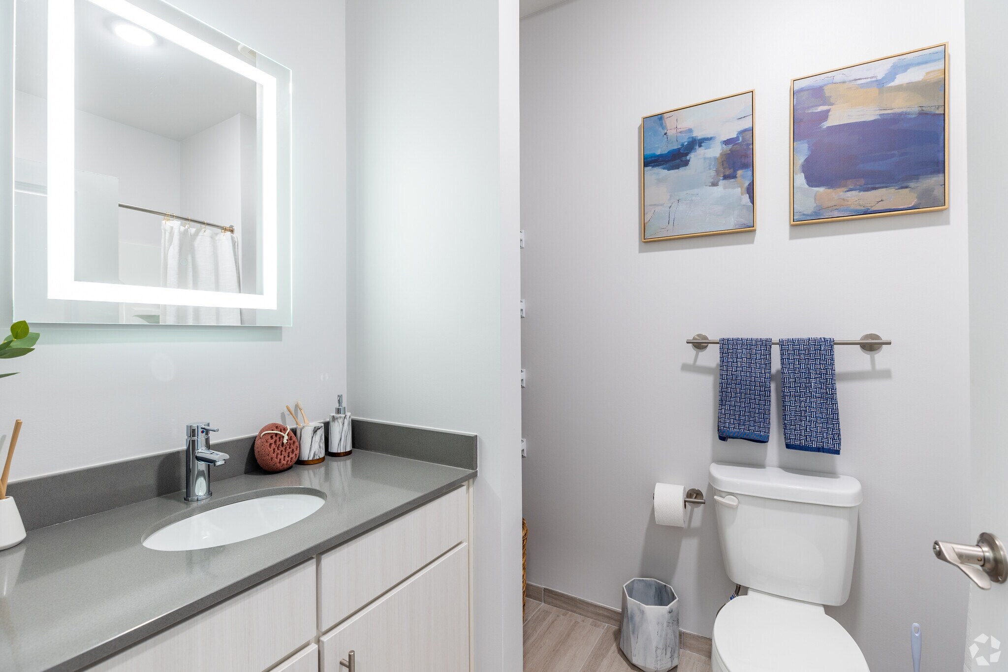 Metropolis Apartments 4500 Metropolis Dr Glen Allen VA 23060 Apartment Finder