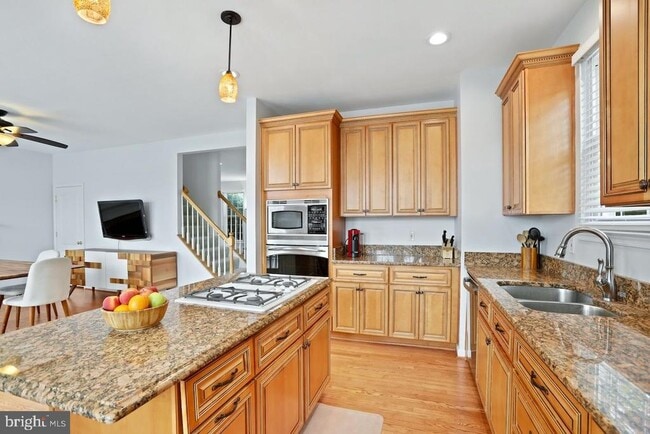 Building Photo - 20400 Charter Oak Dr