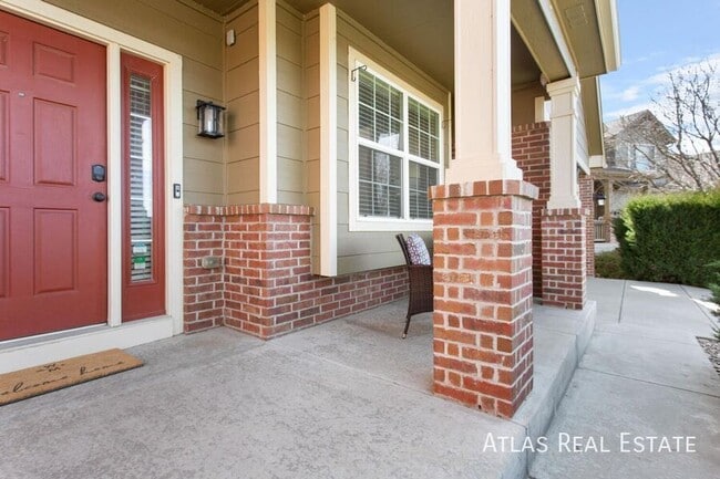 Building Photo - 11060 River Oaks Ln