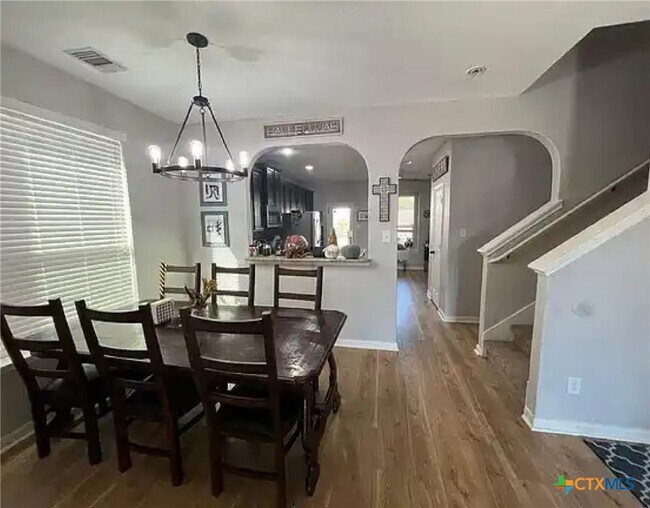 Building Photo - 248 Oak Creek Way