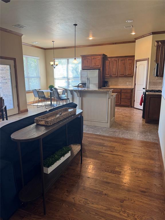 Building Photo - 3320 Enclave Ln