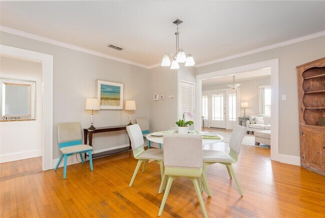 Building Photo - 3611 W Bay to Bay Blvd