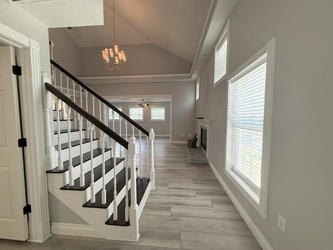 Building Photo - 7808 Bay Dr