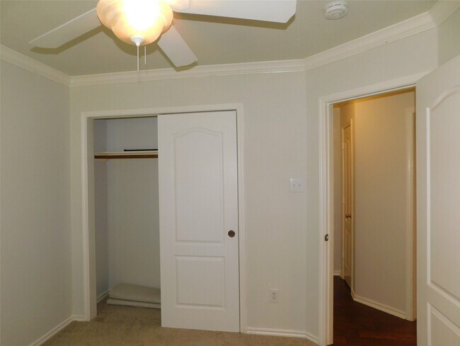 Building Photo - 3334 Pebble Beach Ln