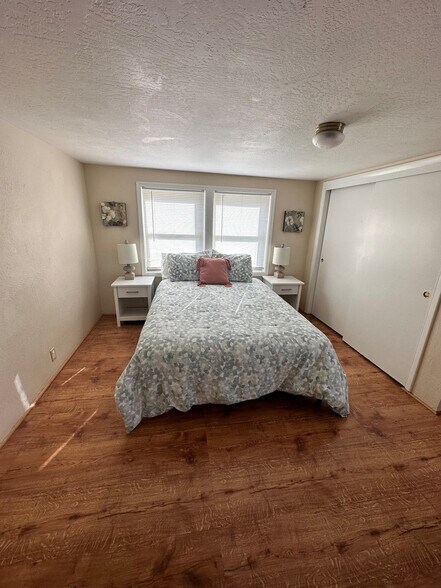 Building Photo - 1428 Crown Ave