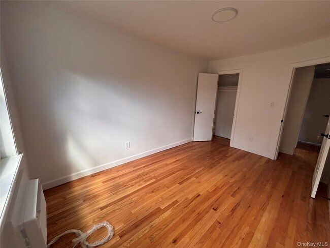 Building Photo - 71-34 Kissena Blvd