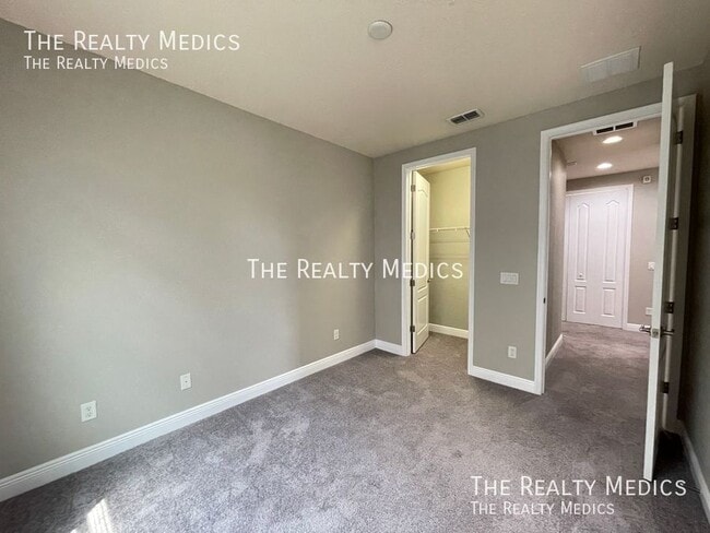 Building Photo - 8422 Kelsall Dr