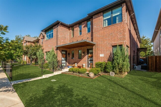 Primary Photo - 5116 Slate St