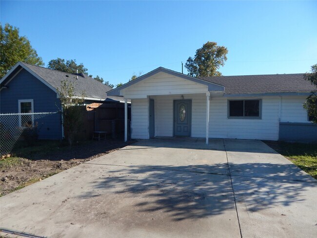 Building Photo - 206 Arnett Ln