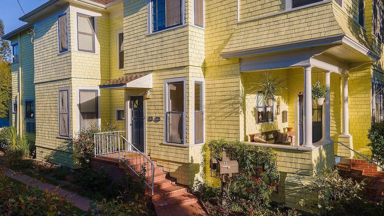 Exterior brick staircase entrance - 1426 Bath St