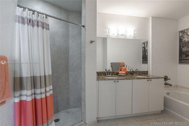 Building Photo - 1830 Radius Dr