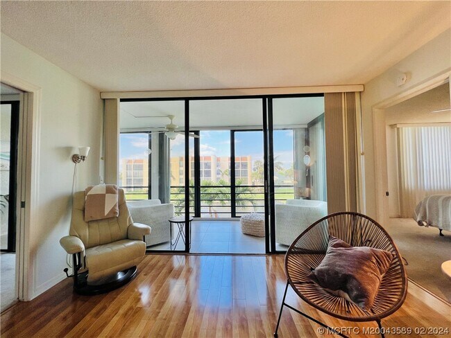 Building Photo - 3442 NE Causeway Blvd