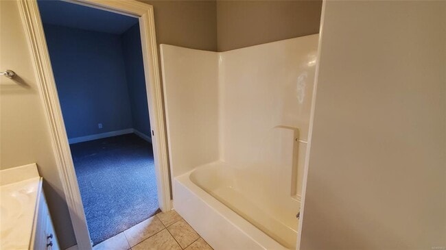 Building Photo - 9765 Helmsley Cir